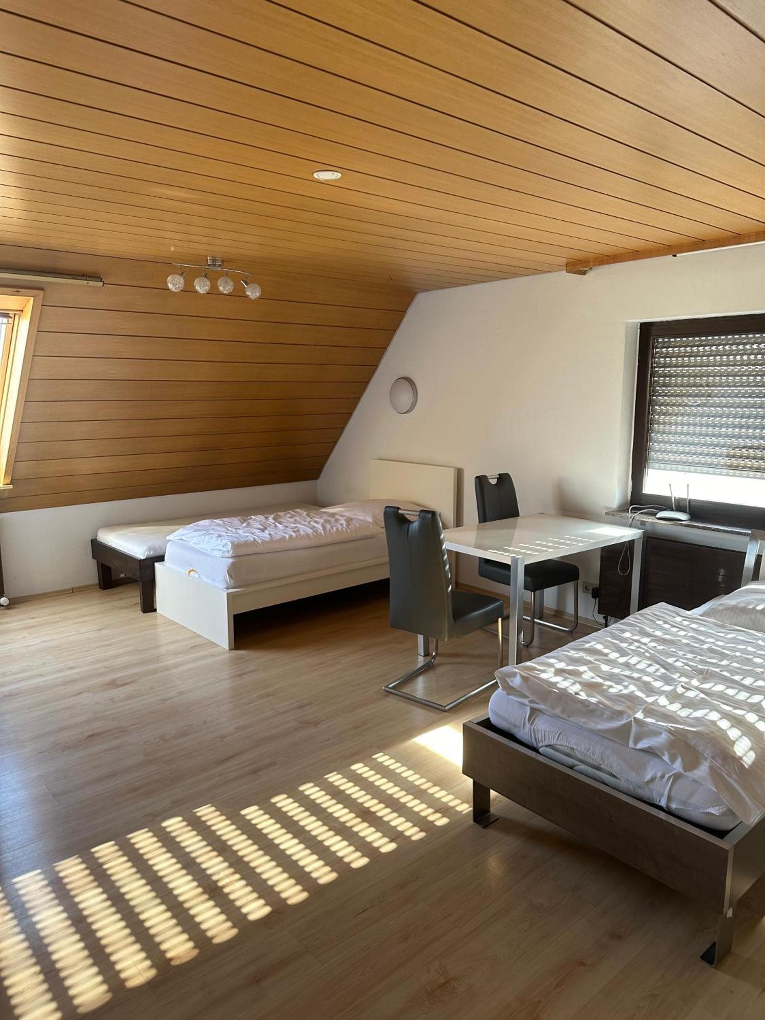 Pension Laas Ostfildern Exterior photo